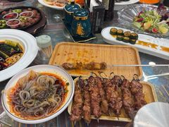 -乡村馕坑肉·烧烤·新疆菜·本地人更爱吃(阿勒泰首店)