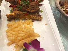 -鑫皇朝酒店(建设一路店)