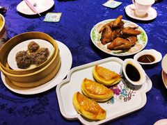 盐焗乳鸽-惠食佳·朱雀(东方商厦店)