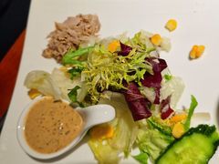 小烟熏三文鱼沙拉-斗牛士牛排餐厅(嘉里汇店)