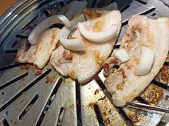 -老炉家木炭烤肉(长江国际店)