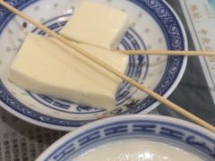 -黄氏许牛奶甜品店(展后街店)