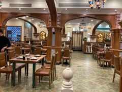 大堂-清真·玛丽亚新疆菜主题餐厅(浙江中路店)