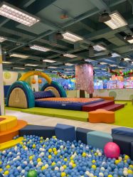 -莫莉幻想儿童乐园(三河燕郊永旺店)