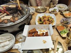 -青瓦餐厅·生鱼片·韩园烤肉(西塔店)