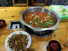 -苗家恒灵酸汤鱼-跳水牛肉连锁店(凯里总店)