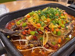 -鱼众不同·鸡公煲·烤全鱼(国顺路店)