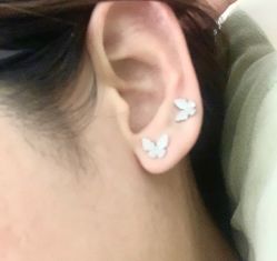 -花师傅专业手穿耳洞打耳洞穿孔