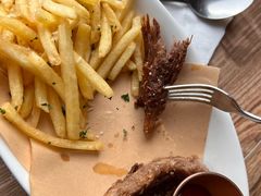 -玛格萝妮(汇智国际商业中心店)