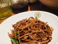 -江渔儿酸菜鱼(东二环泰禾店)