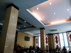 -光海鲜鱼翅餐厅(叻差拉披色路店)