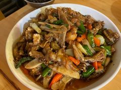-鸿顺老铁锅美蛙鱼府(解放碑店)