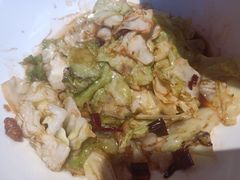 -阿瓦山寨·湘菜现炒·剁椒鱼头王(咸阳总店)