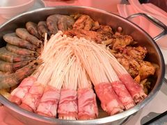 -黄记煌三汁焖锅(新佳丽江汉路店)