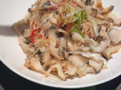 -五谷丰登农家院·地道胶东菜·海鲜烧烤(威海店)