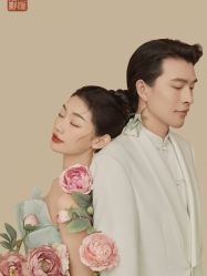 -乐派诗婚纱摄影