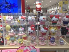 -名创优品(广东省广州琶洲保利广场店)