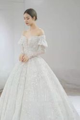 -Renee芮亦婚纱(原丽莎)