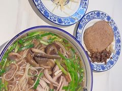-镇南锅盖面馆(解放路店)