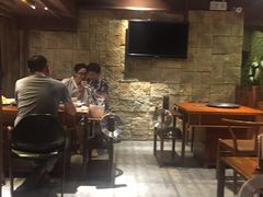 -马路边上·小海鲜烧烤(八一路店)