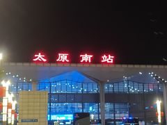 -许西美食一条街