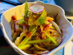 柠檬酸辣无骨凤爪-帕蓝·暹罗料理(曲阳店)