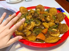 -雪乡人家东北菜·铁锅炖一切(高斯路店)