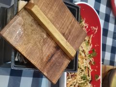 -雪熊哈尔滨烧烤·精酿啤酒·砂锅(中央胜境店)