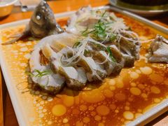 -莲餐厅·湖北菜·潜江小龙虾店(愚园路店)