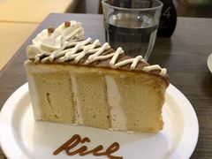焦糖糯米蛋糕-野路甜点铺(松柏路店)