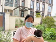 -苏州雏渐肥月嫂