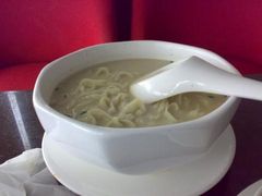 鱼汤小刀面-云中小雅