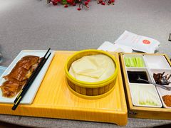 明湖烤鸭-鹊华居·地道鲁菜·海鲜·融合味(大明湖店)