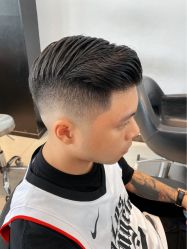 -贝勒爷专业男发