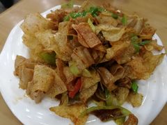土豆莜面烤栳栳-小媳妇凉粉(浑源店)