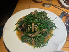 -大众跷脚牛肉馆·非遗传承单位(峨眉山店)