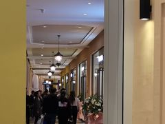 -首创奥特莱斯(西安店)