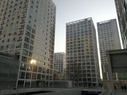 建外SOHO东区-Yue Show馨选·半永久纹眉纹眼线