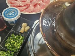 -常赢三兄弟·清真涮肉·清真炒菜(朝阳新城店)