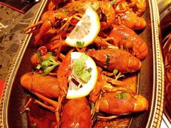 -沪小二炭火蛙锅(淮海中路美食不夜城店)