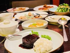 -杭州西子湖四季酒店·金沙厅