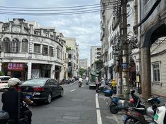 -海口骑楼小吃街