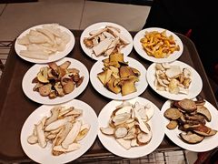 -天宜隆蘑菇宴火锅(石景山旗舰店)