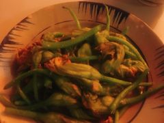 -Cuc Gach Quan Restaurant