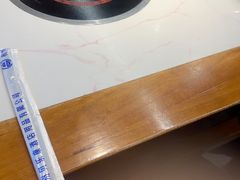 -乡土黄·鲜牛肉火锅·小龙虾(兴业街店)
