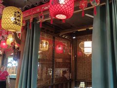 -头上红煨盐鸡·非遗院子餐厅