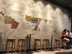 大堂-星巴克(广州百信广场东区店)