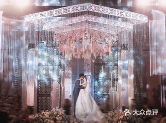 轻奢粉色系婚礼，满屏的浪漫与高级感
