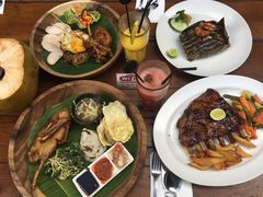 -Pundi Pundi Restaurant