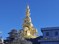 -峨眉山报国寺